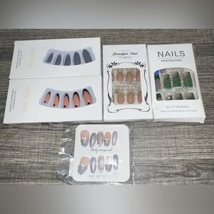 NEW Lot Of 5 Do It Yourself Press On Nails